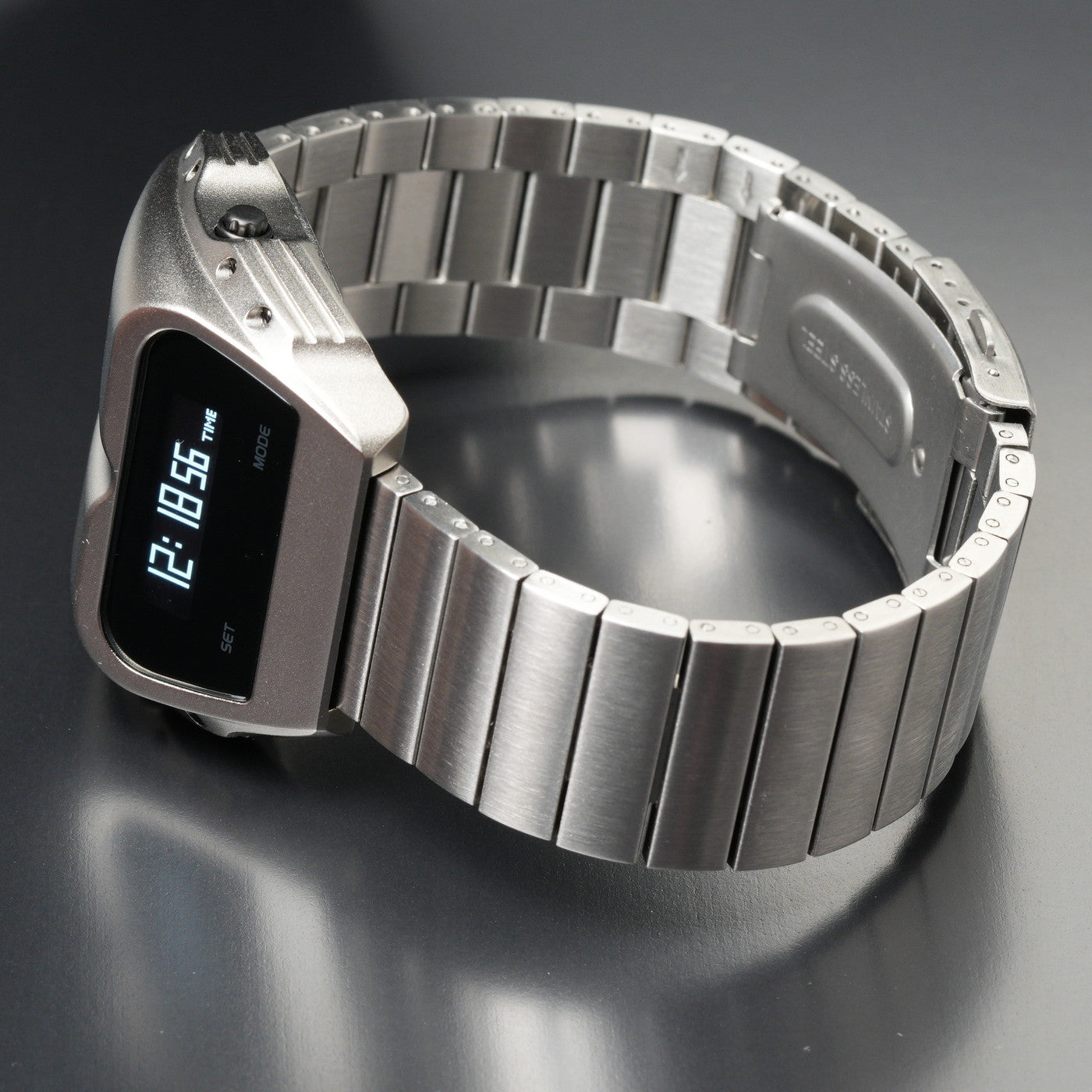 T-800 (Silver/White) Fullmetal Shockproof OLED Limited Edition Watch
