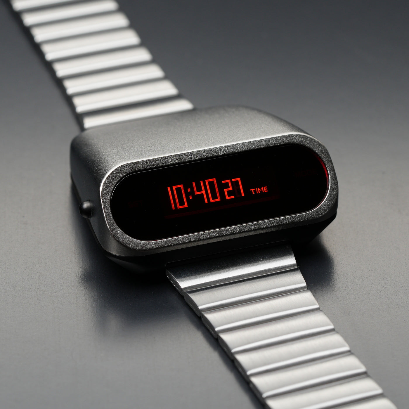 T-600 RPolice 2 (Silver/Red) Fullmetal Shockproof OLED Limited Edition Watch