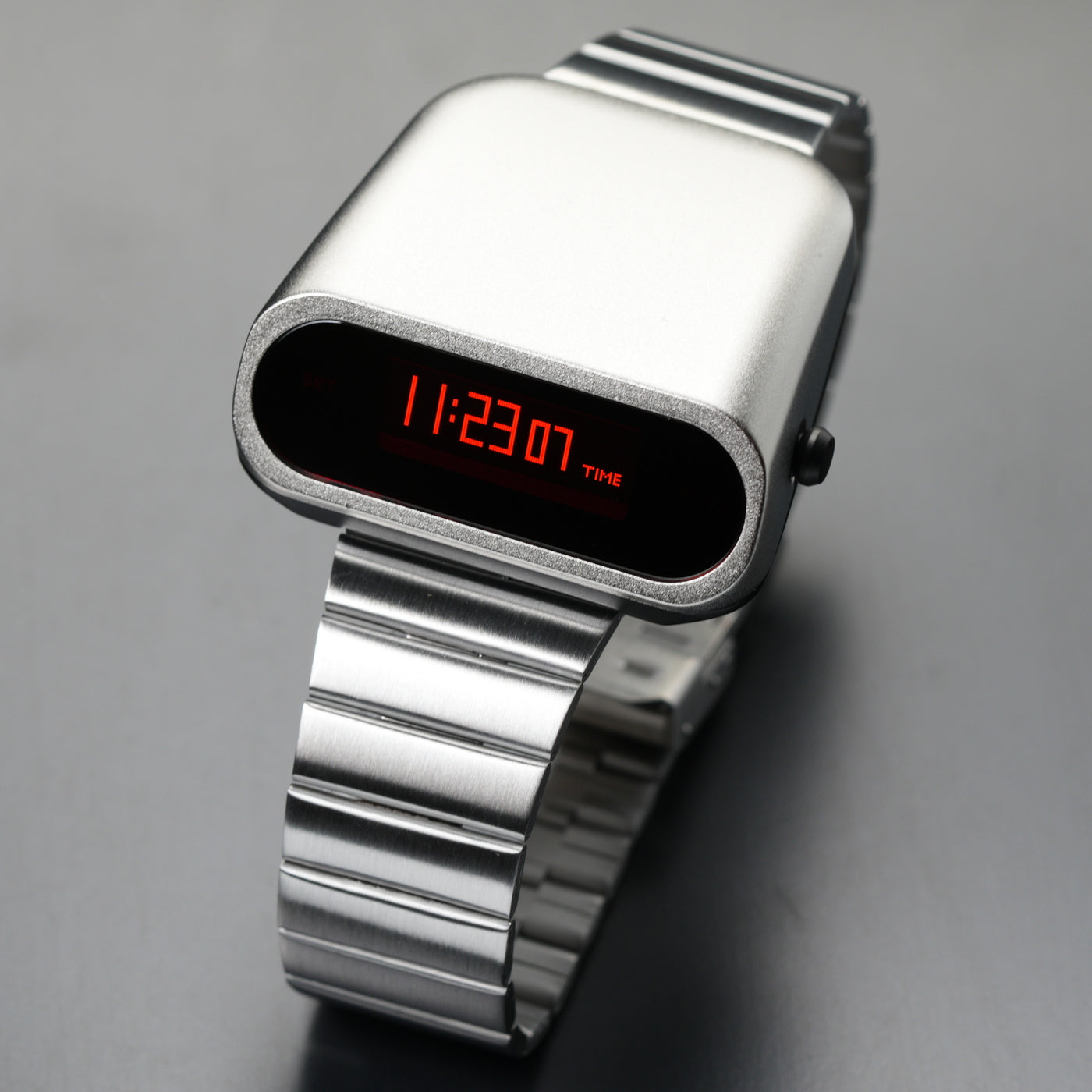 T-600 RPolice 2 (Silver/Red) Fullmetal Shockproof OLED Limited Edition Watch