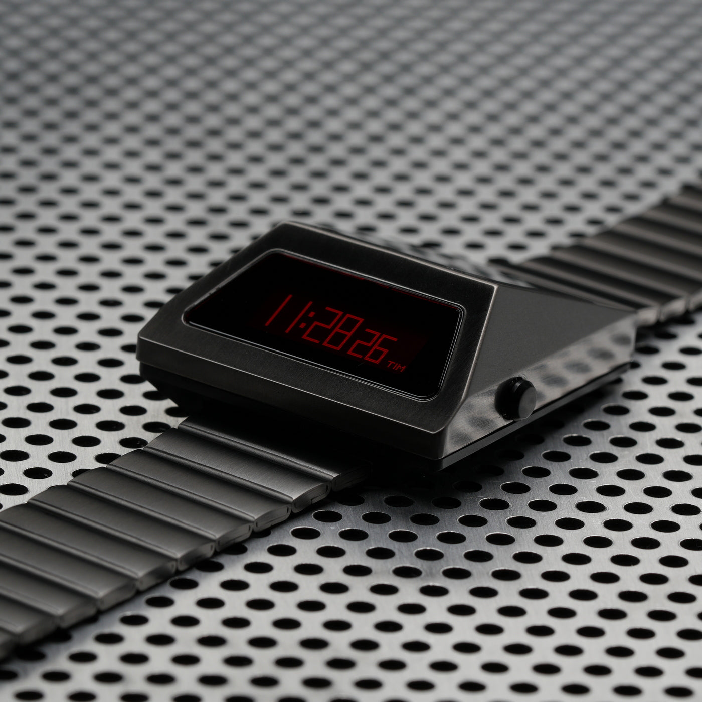 T-700 Blade (B-version, Dark Grey/Red) Fullmetal Shockproof OLED Limited Edition Watch