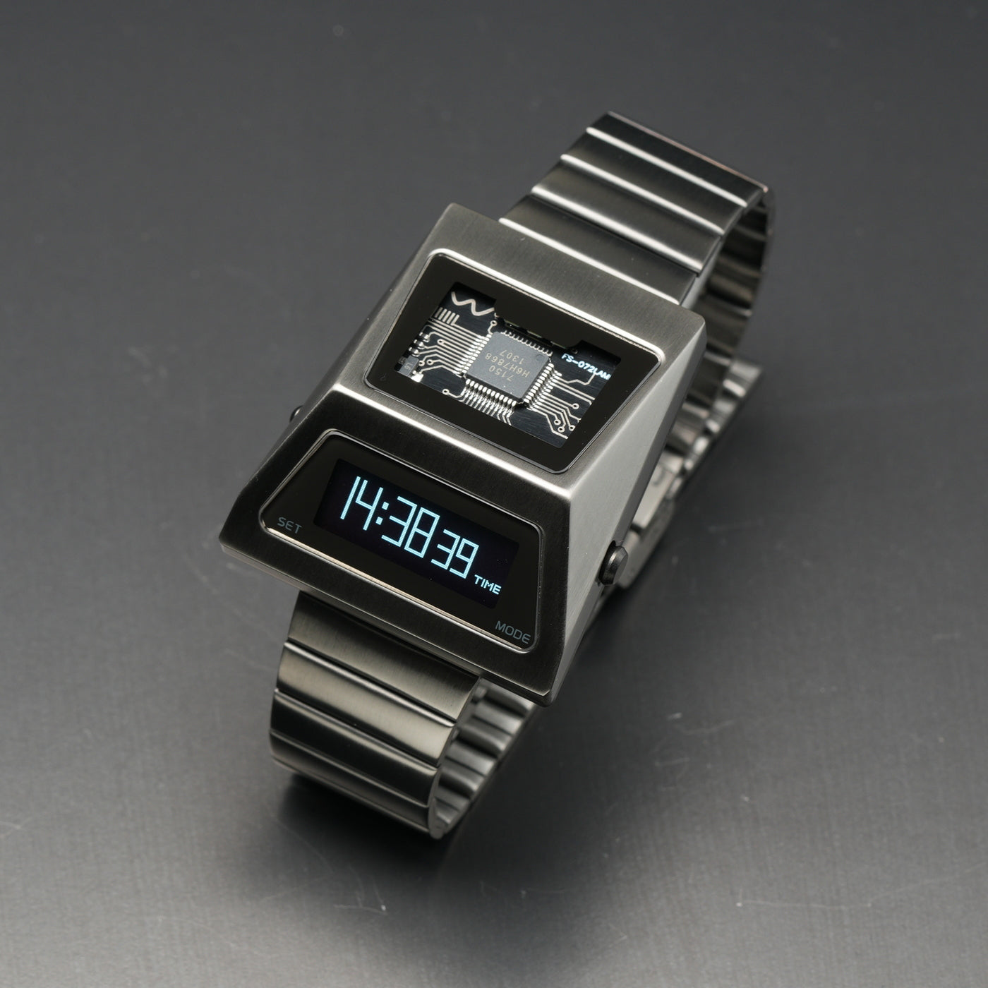 T-700 Blade (B-version, Dark Grey/White) Fullmetal Shockproof OLED Limited Edition Watch