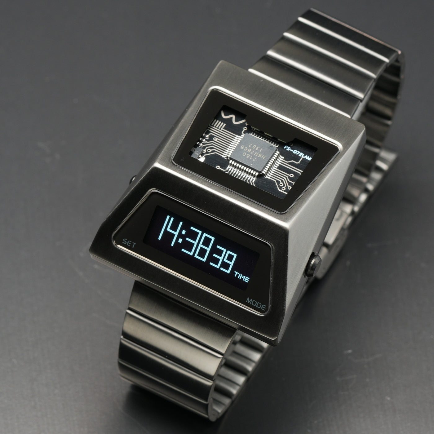 T-700 Blade (B-version, Dark Grey/White) Fullmetal Shockproof OLED Limited Edition Watch