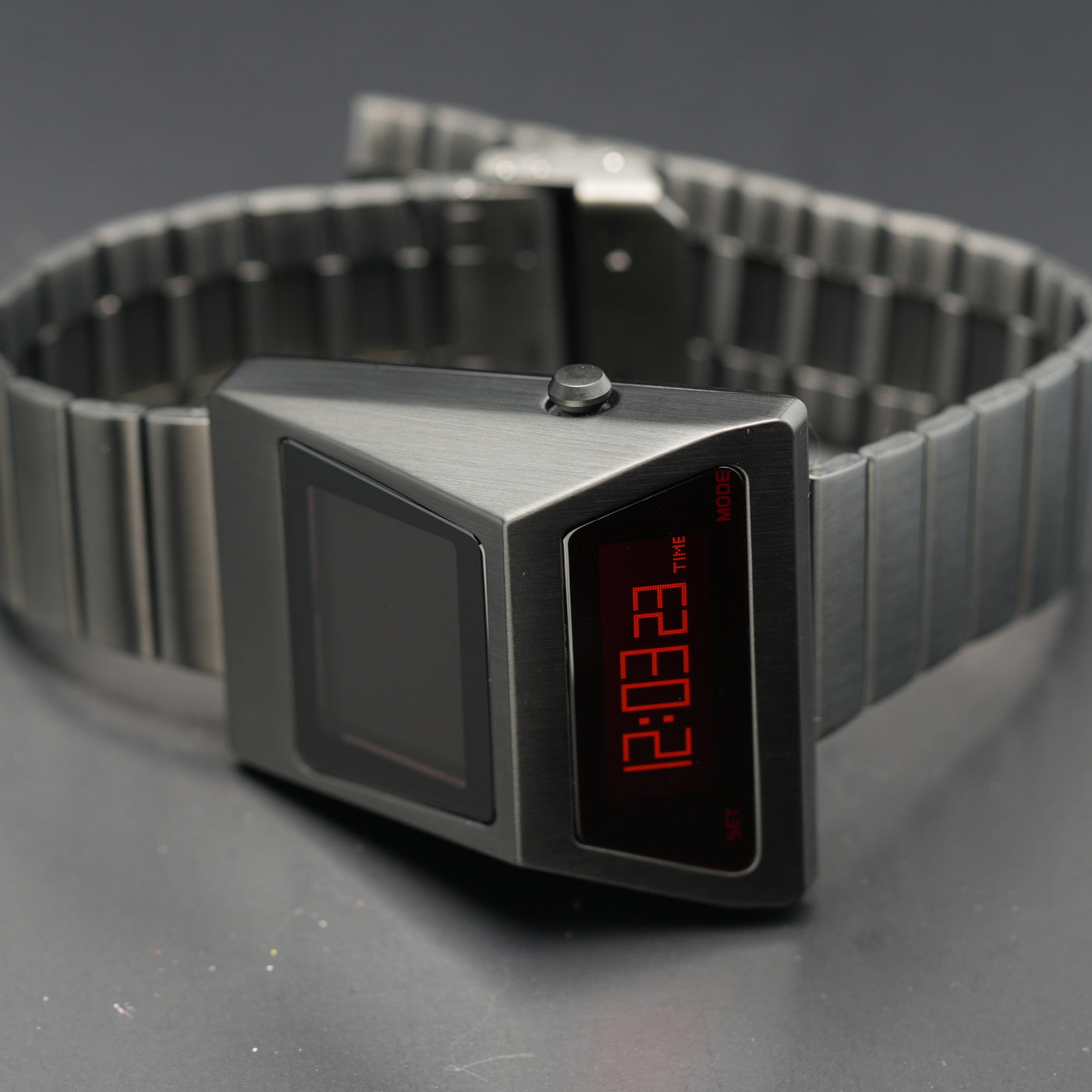T-700 Blade (A-version, Dark Grey/Red) Fullmetal Shockproof OLED Limited Edition Watch