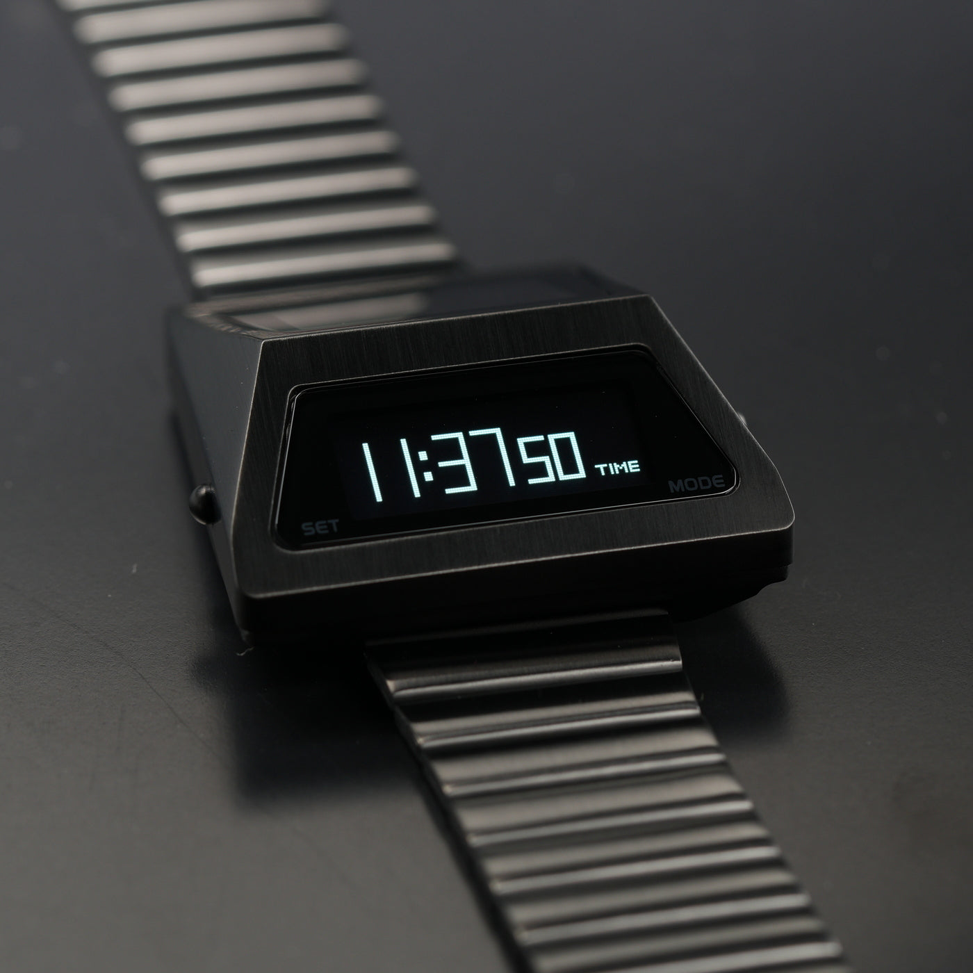 T-700 Blade (A-version, Dark Grey/White) Fullmetal Shockproof OLED Limited Edition Watch