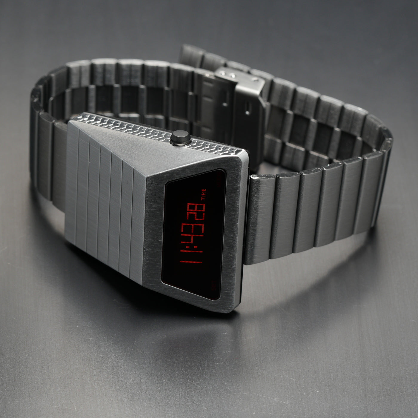 T-700 Blade (C-version, Silver/Red) Fullmetal Shockproof OLED Limited Edition Watch