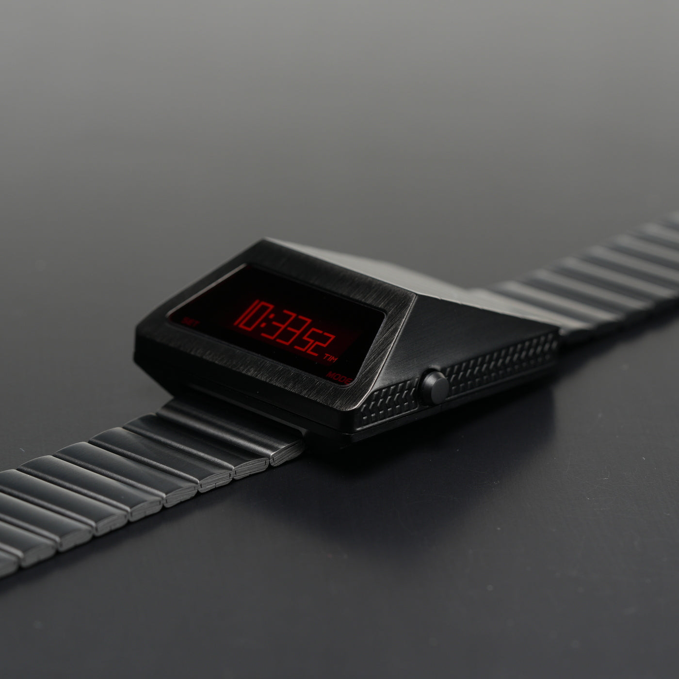T-700 Blade (C-version, Dark Grey/Red) Fullmetal Shockproof OLED Limited Edition Watch