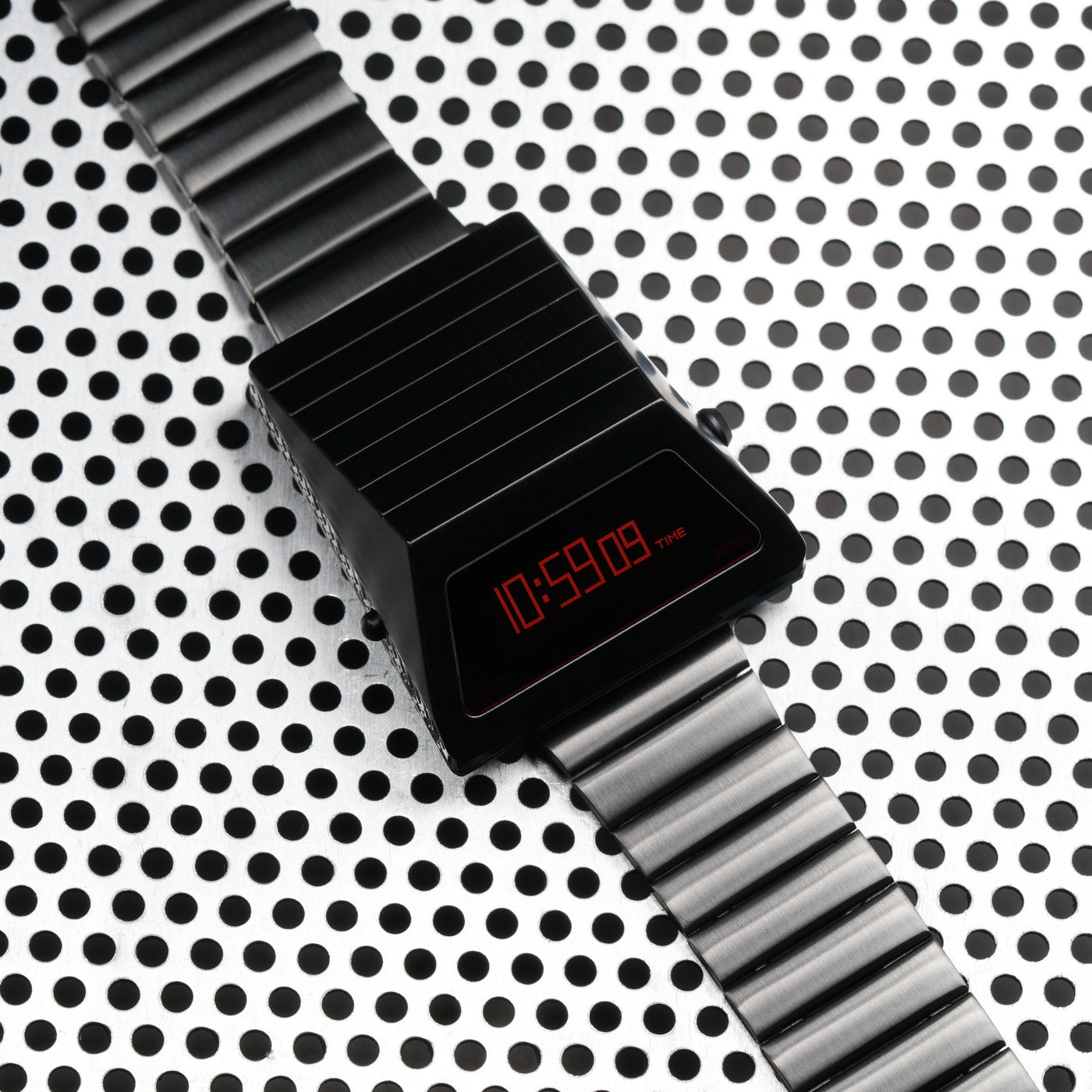 T-700 Blade (C-version, Dark Grey/Red) Fullmetal Shockproof OLED Limited Edition Watch