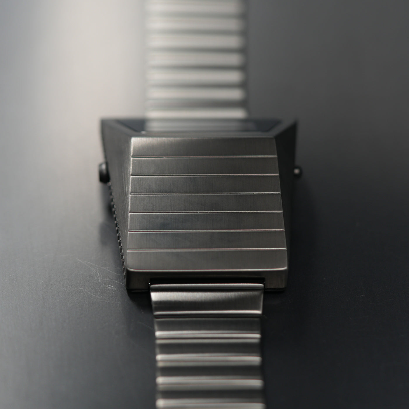 T-700 Blade (C-version, Dark Grey/White) Fullmetal Shockproof OLED Limited Edition Watch