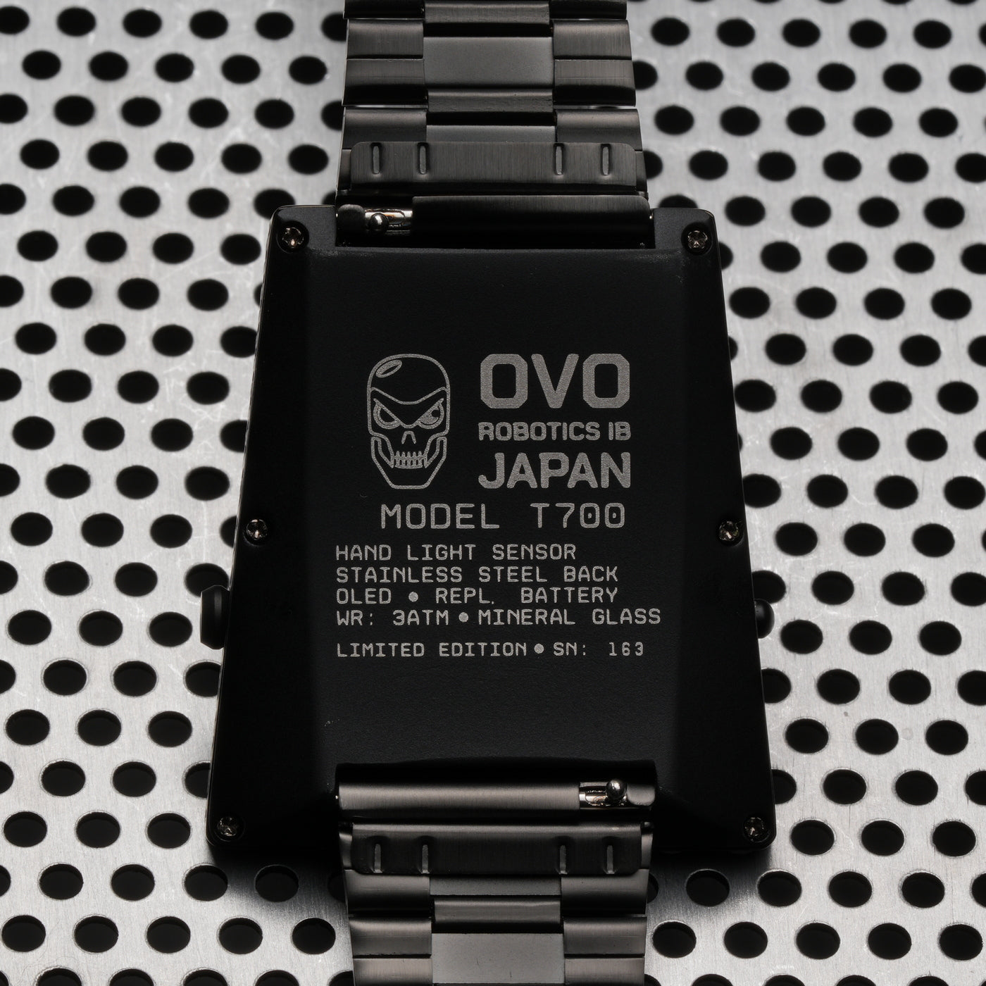 T-700 Blade (C-version, Dark Grey/White) Fullmetal Shockproof OLED Limited Edition Watch