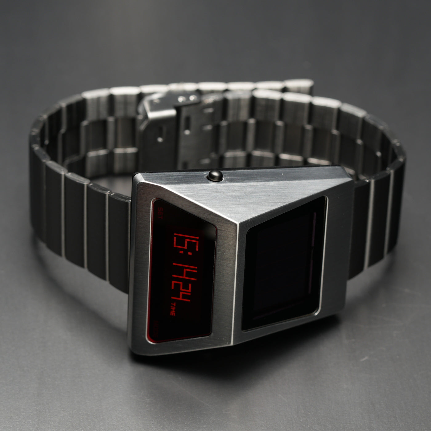 T-700 Blade (A-version, Silver/Red) Fullmetal Shockproof OLED Limited Edition Watch