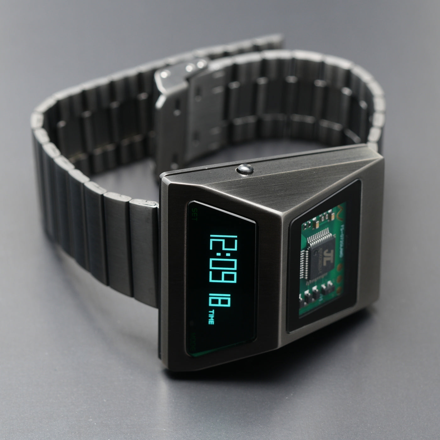 T-700 Blade (B-version, Dark Grey/Green) Fullmetal Shockproof OLED Limited Edition Watch