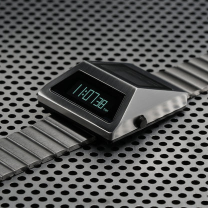 T-700 Blade (A-version, Silver/White) Fullmetal Shockproof OLED Limited Edition Watch