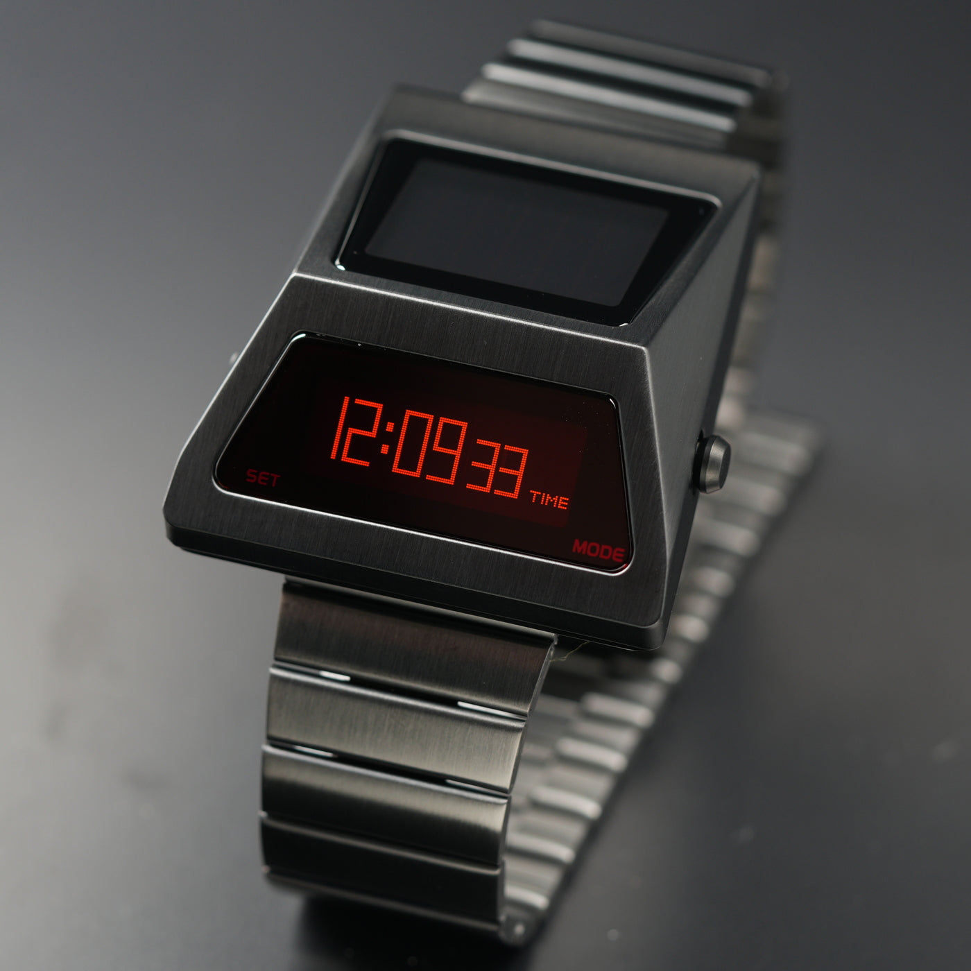 T-700 Blade (A-version, Dark Grey/Red) Fullmetal Shockproof OLED Limited Edition Watch