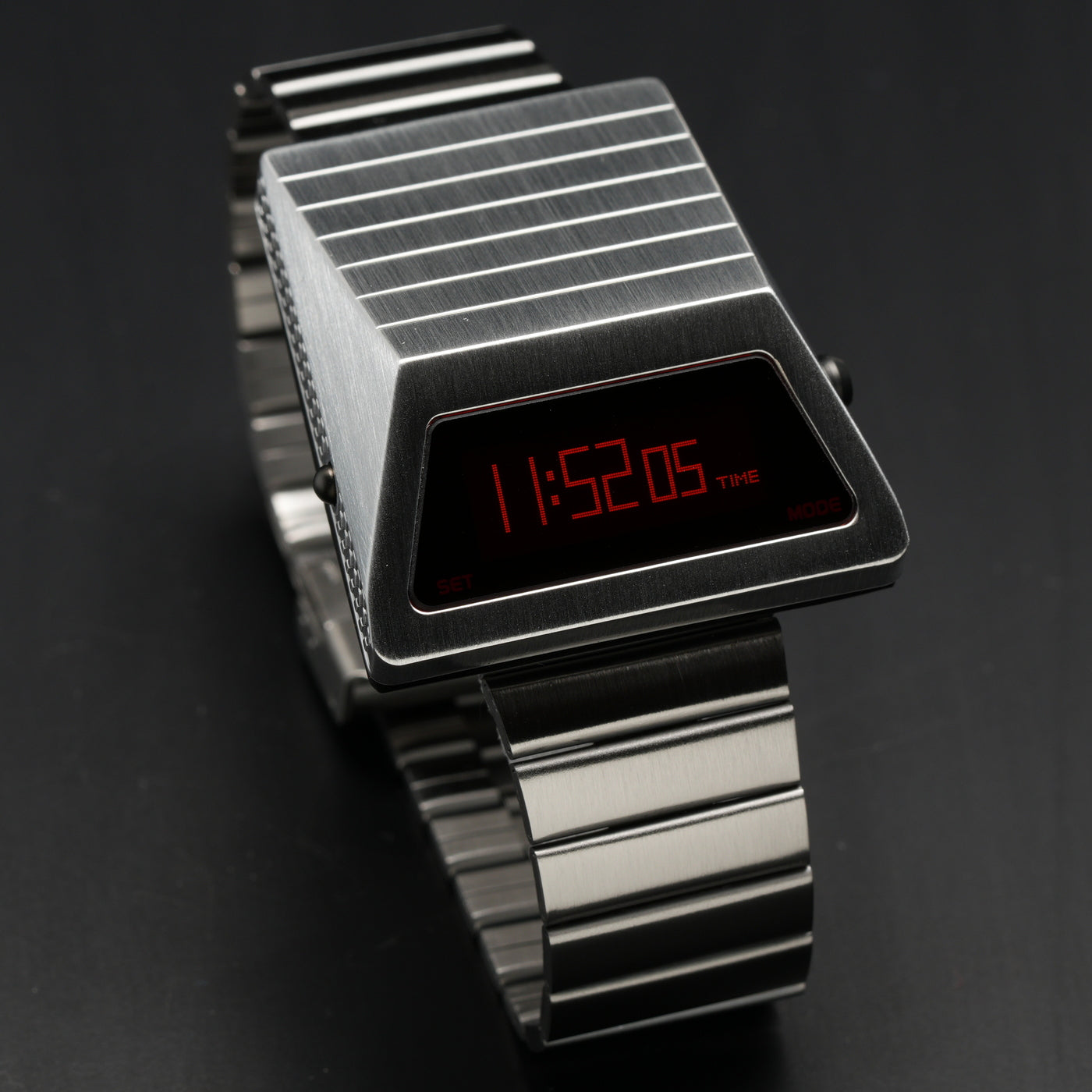T-700 Blade (C-version, Silver/Red) Fullmetal Shockproof OLED Limited Edition Watch